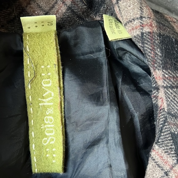 Plaid wool coat - Picture 3 of 4